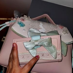 Snow white loungefly set